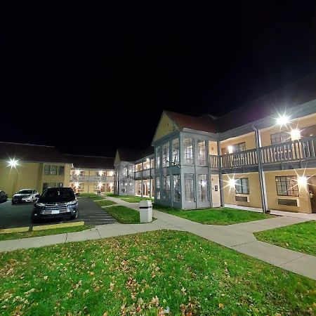 Travel Inn Motel Гартфорд Екстер'єр фото